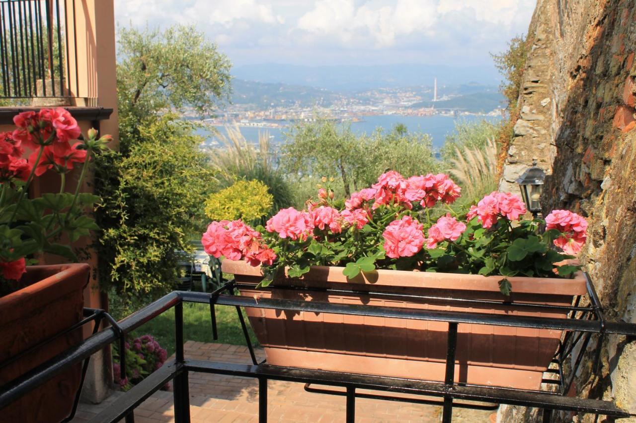 Agriturismo Terrazza Sul Golfo - Il Casale Λα Σπέτσια Εξωτερικό φωτογραφία
