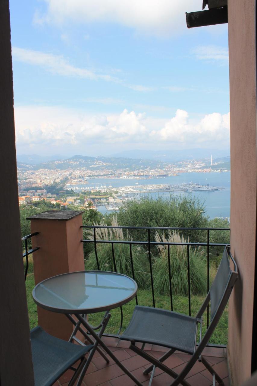 Agriturismo Terrazza Sul Golfo - Il Casale Λα Σπέτσια Εξωτερικό φωτογραφία